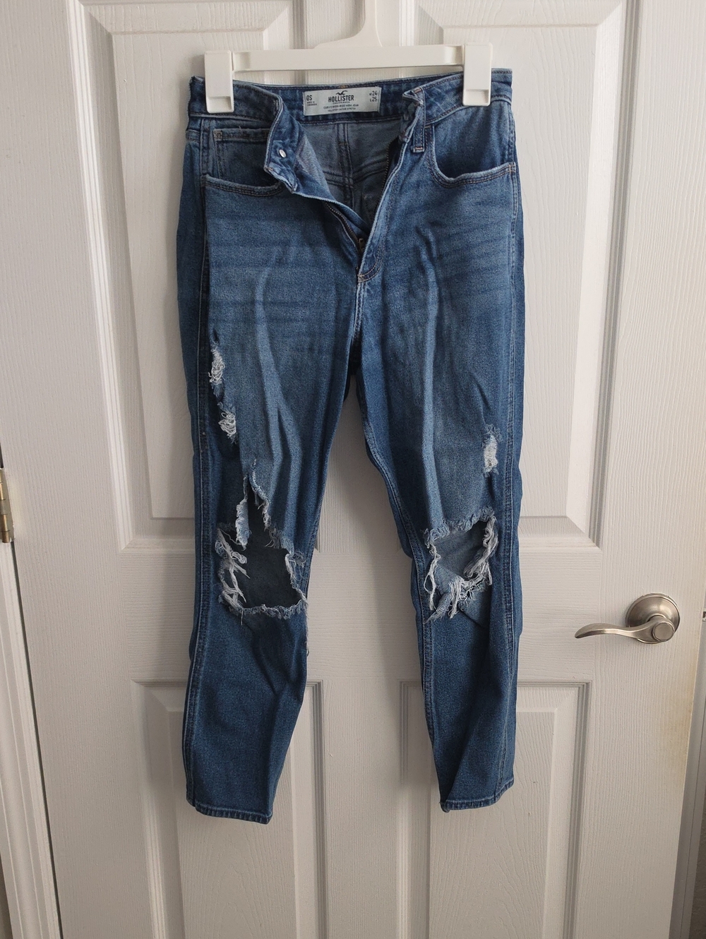 Hollister Curvy High Rise Mom Jean